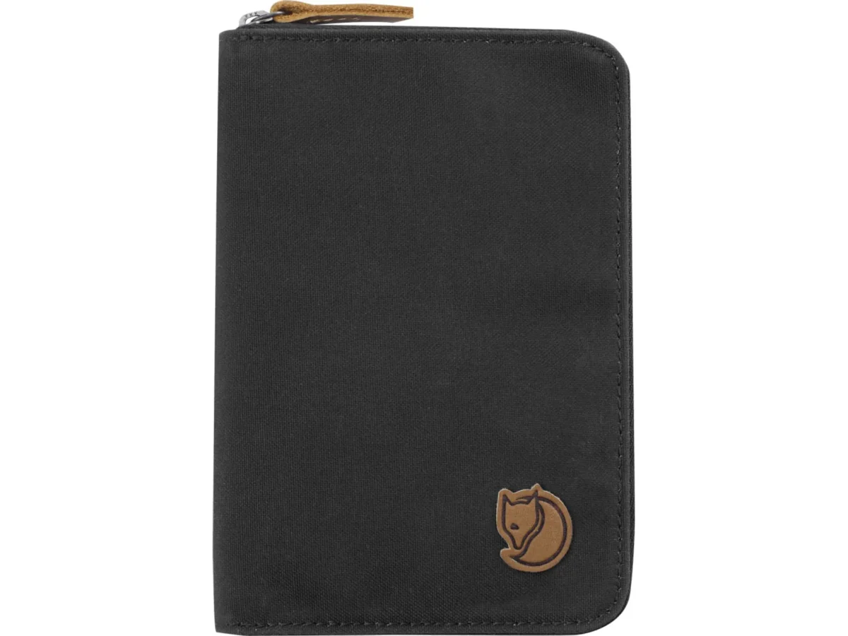 FJALLRAVEN Passport Wallet 1